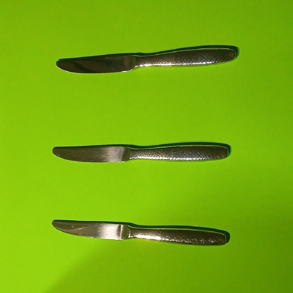 Set of Three Reed And Barton 18/20 Handle Knives Stainless Steel